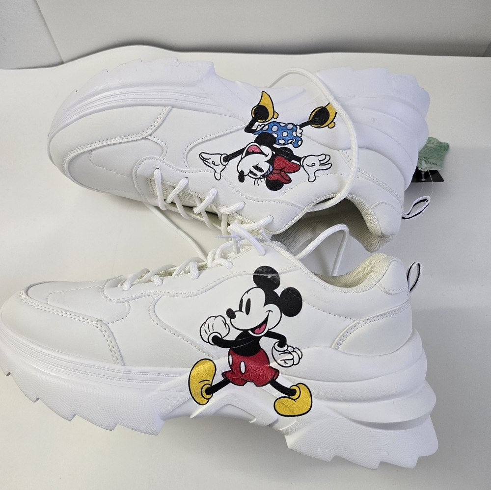 Size 10 - Disney Minnie Mouse and Mickey Mouse White Shoes - Picture 12 of 15
